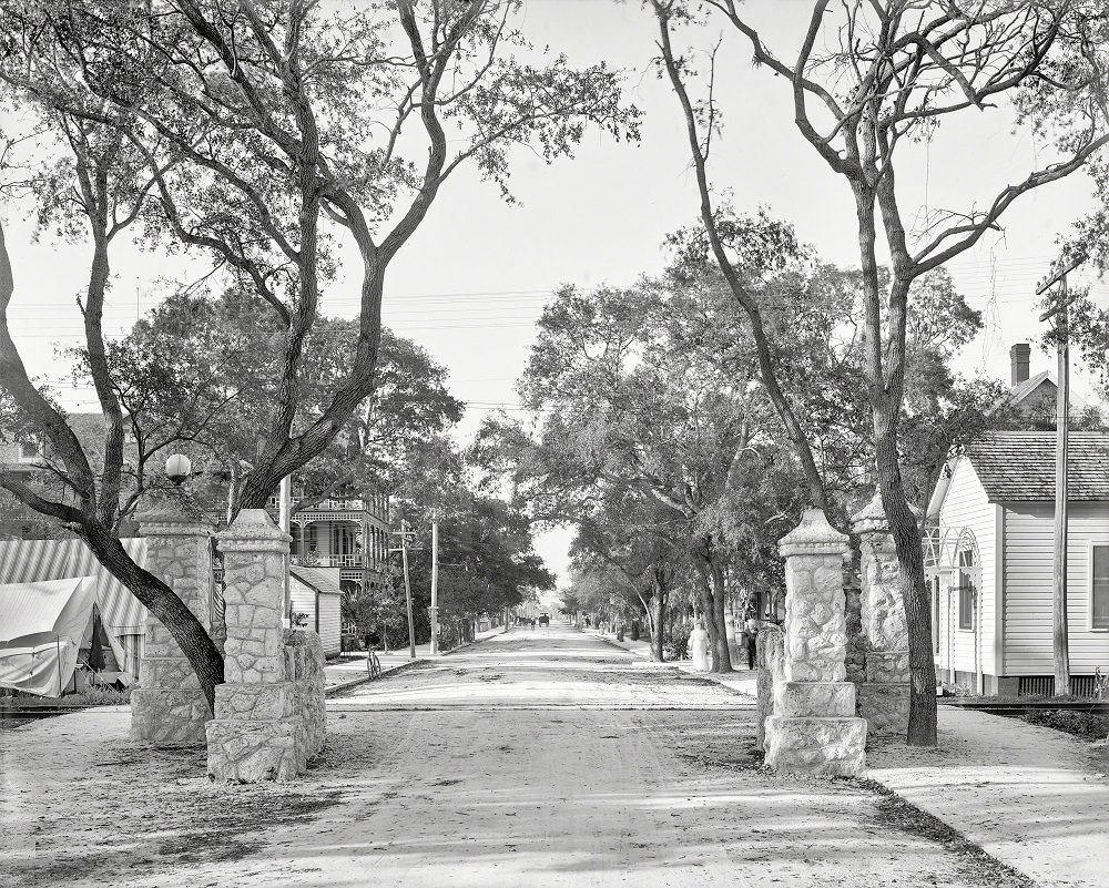 #15 Avenue C, Miami, it was renamed after r the city’s brief fling with lettered streets, 1904