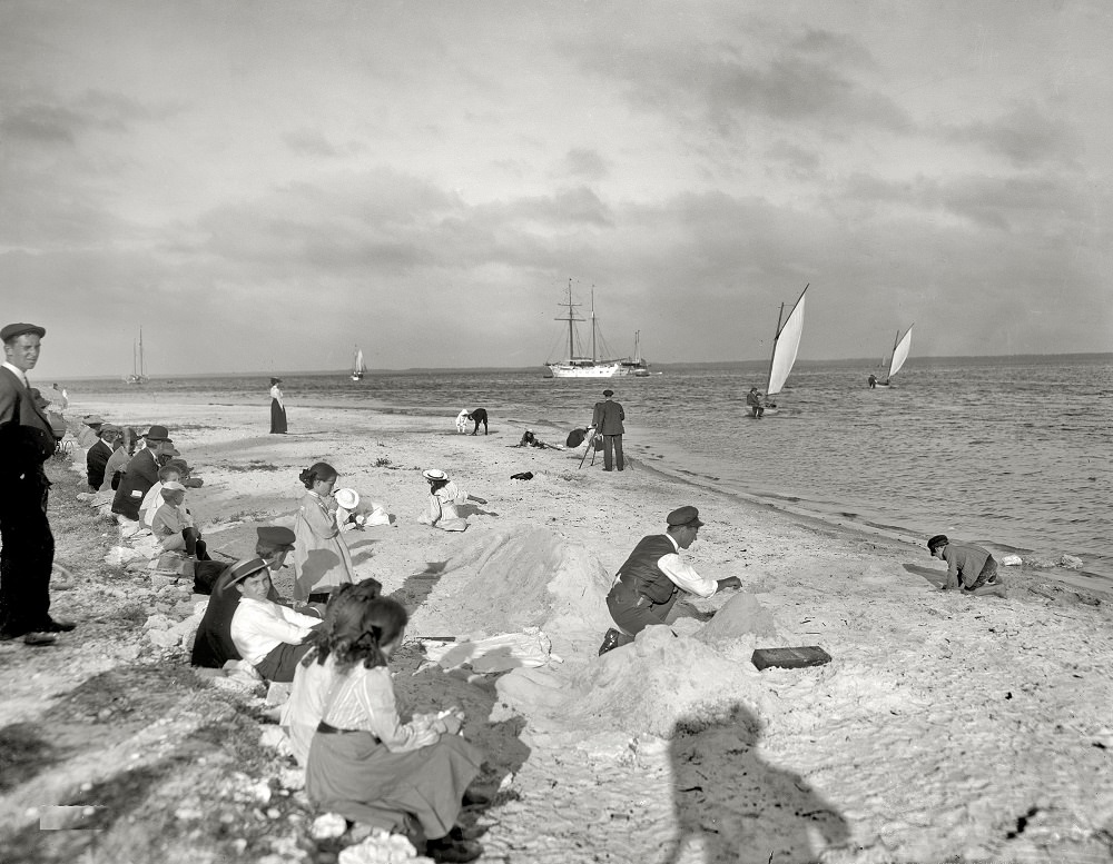 #19 On the shore of Biscayne Bay, Miami circa 1905
