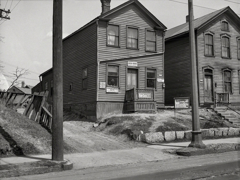 #16 Blight – 1316 West Walnut Street, Milwaukee, April 1936