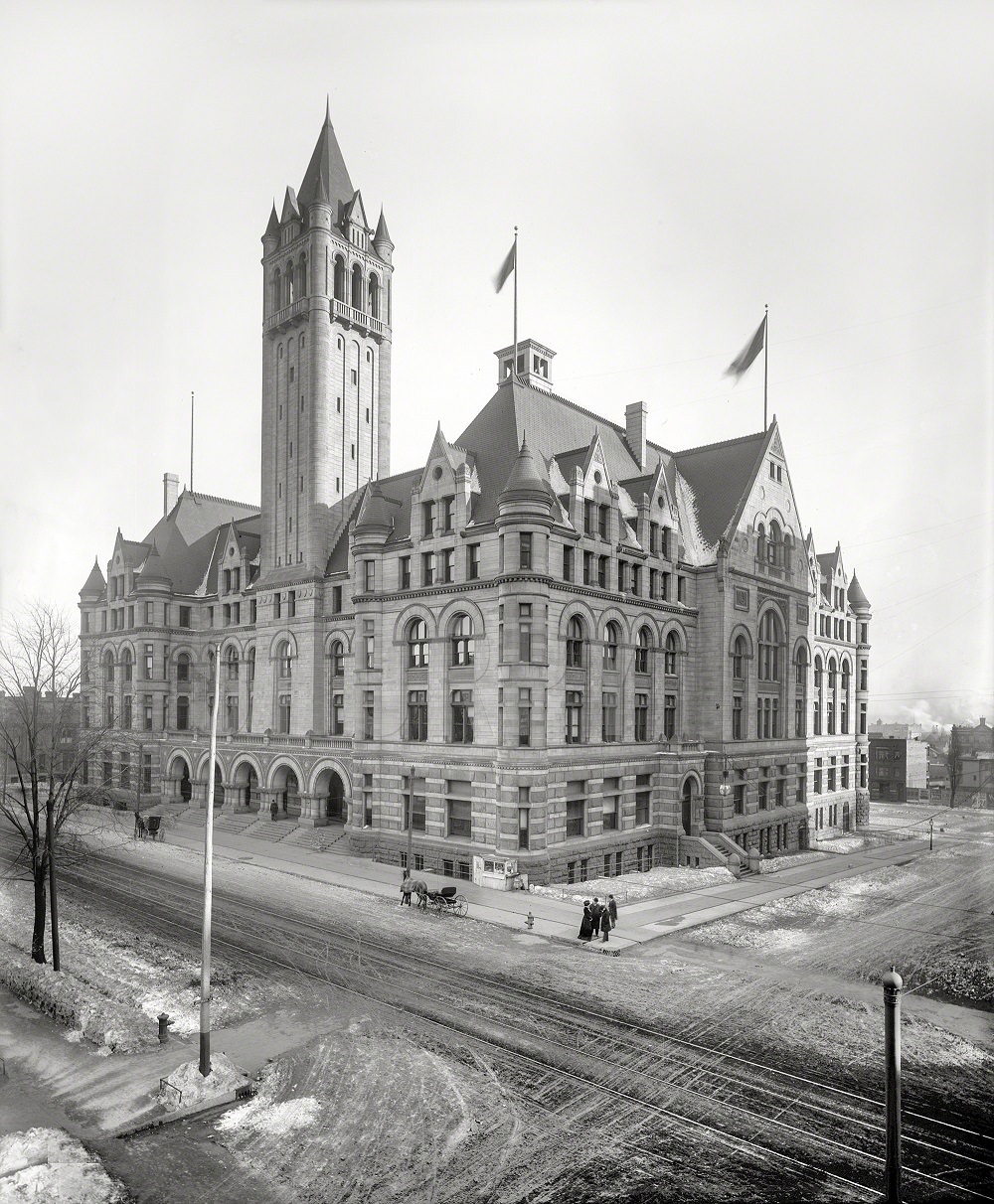 #1 The New Post Office, Milwaukee, Wisconsin, 1901