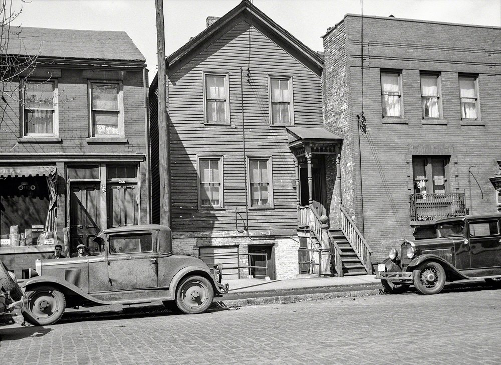 #11 House at 437 North Jackson Street. Milwaukee, Wisconsin, April 1936