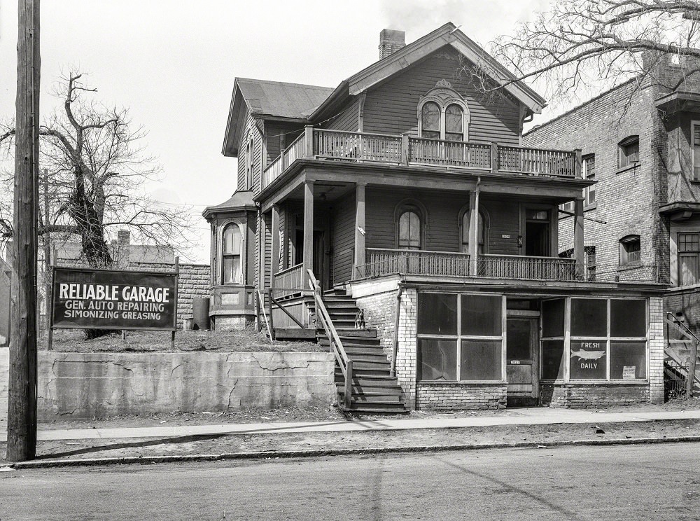 #2 House at 1629 North Ninth Street, Milwaukee, April 1936