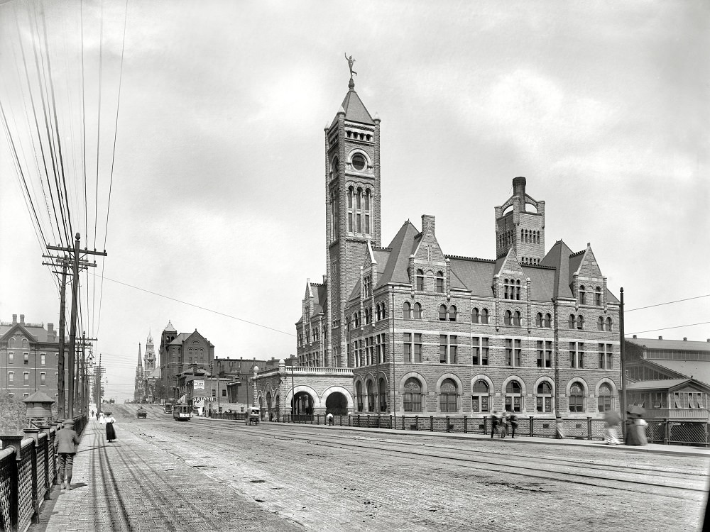 #6 Union Station, Nashville, Tennessee, 1900