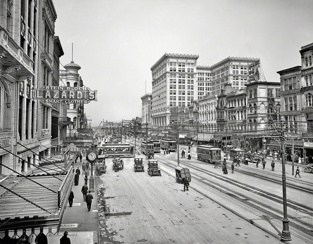 #29 Canal Street in New Orleans circa 1910