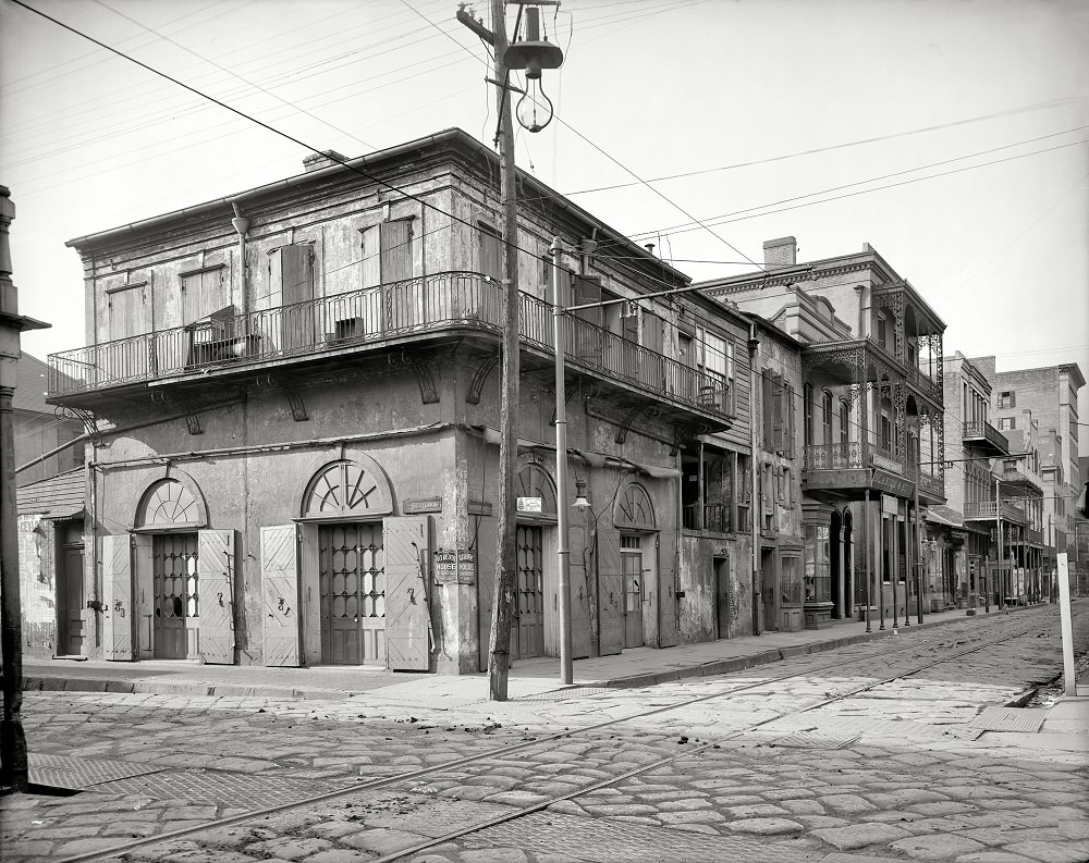 #46 Old Absinthe House and Bourbon Street, New Orleans circa 1903
