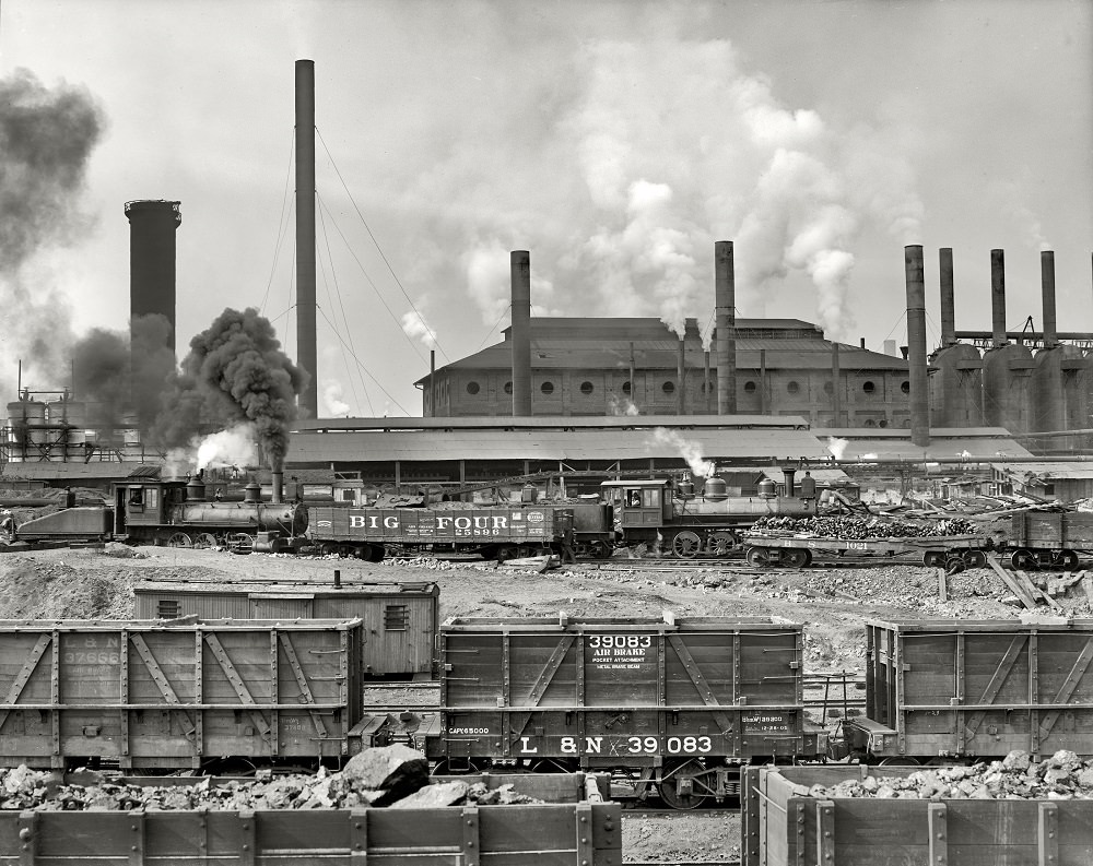 #11 Tennessee Coal, Iron & Railroad Co.’s furnaces, Ensley, Alabama, circa 1906