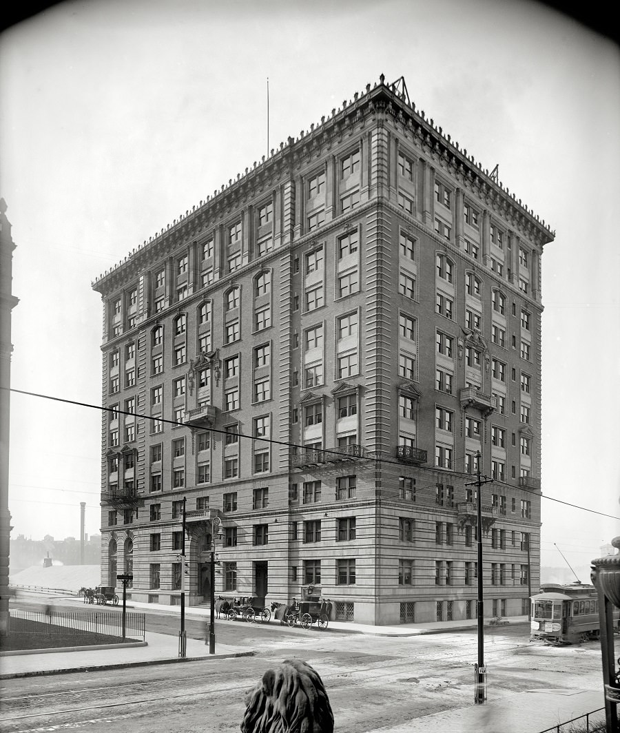 #34 Hotel Lenox, Boston, 1906
