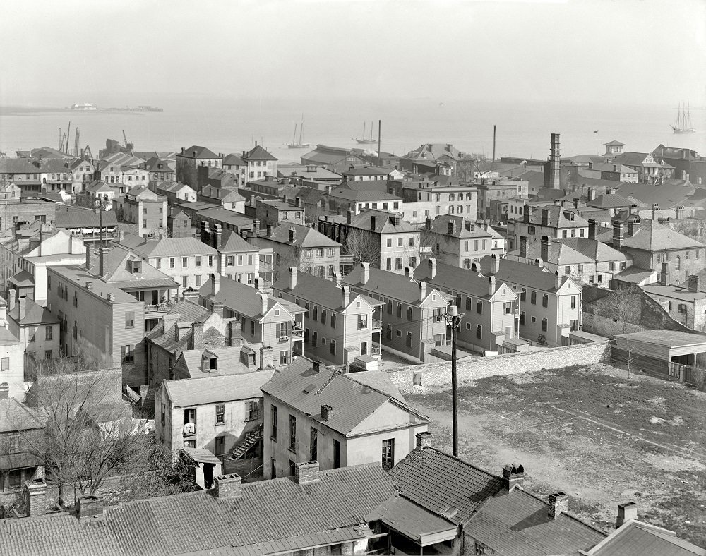 #41 A back-door view of the waterfront, Charleston, 1910