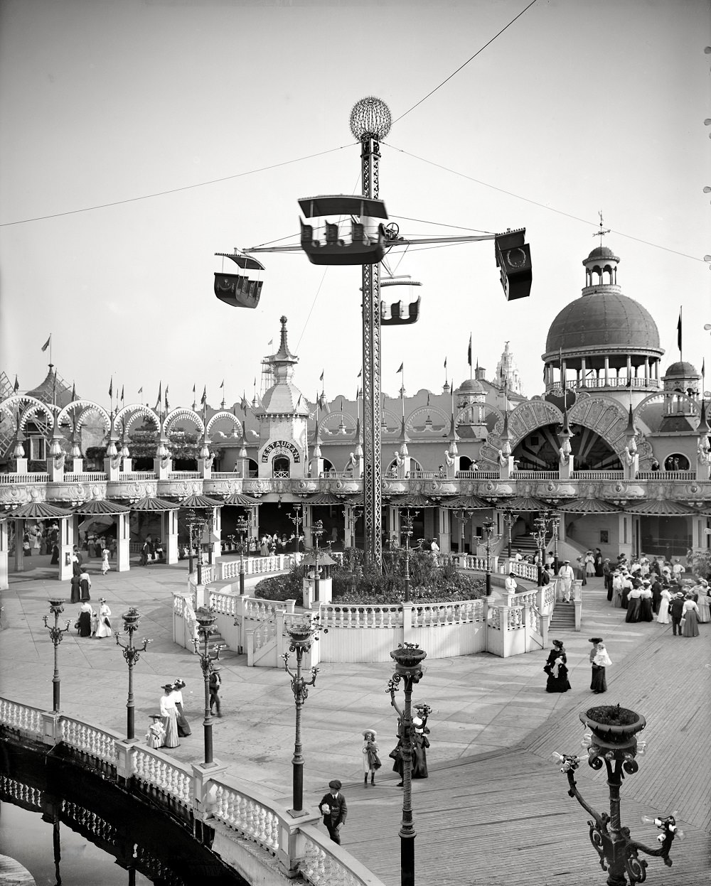 #23 Whirl of the Whirl, Luna Park, Coney Island, New York, circa 1905