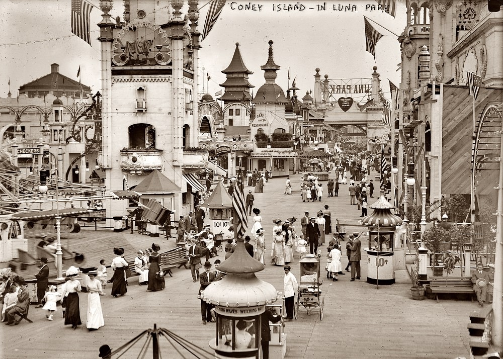 #42 Promenaders at Luna Park, Coney Island, 1913