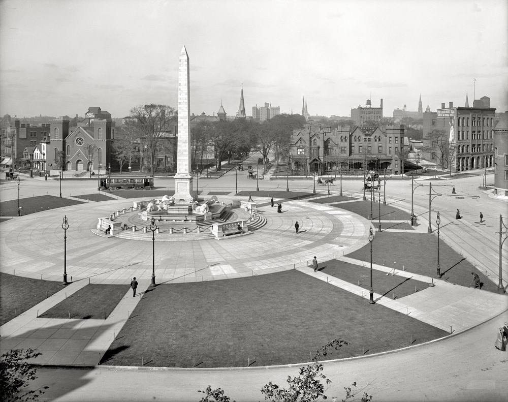 #22 McKinley Monument, Niagara Square, Buffalo, New York, circa 1908