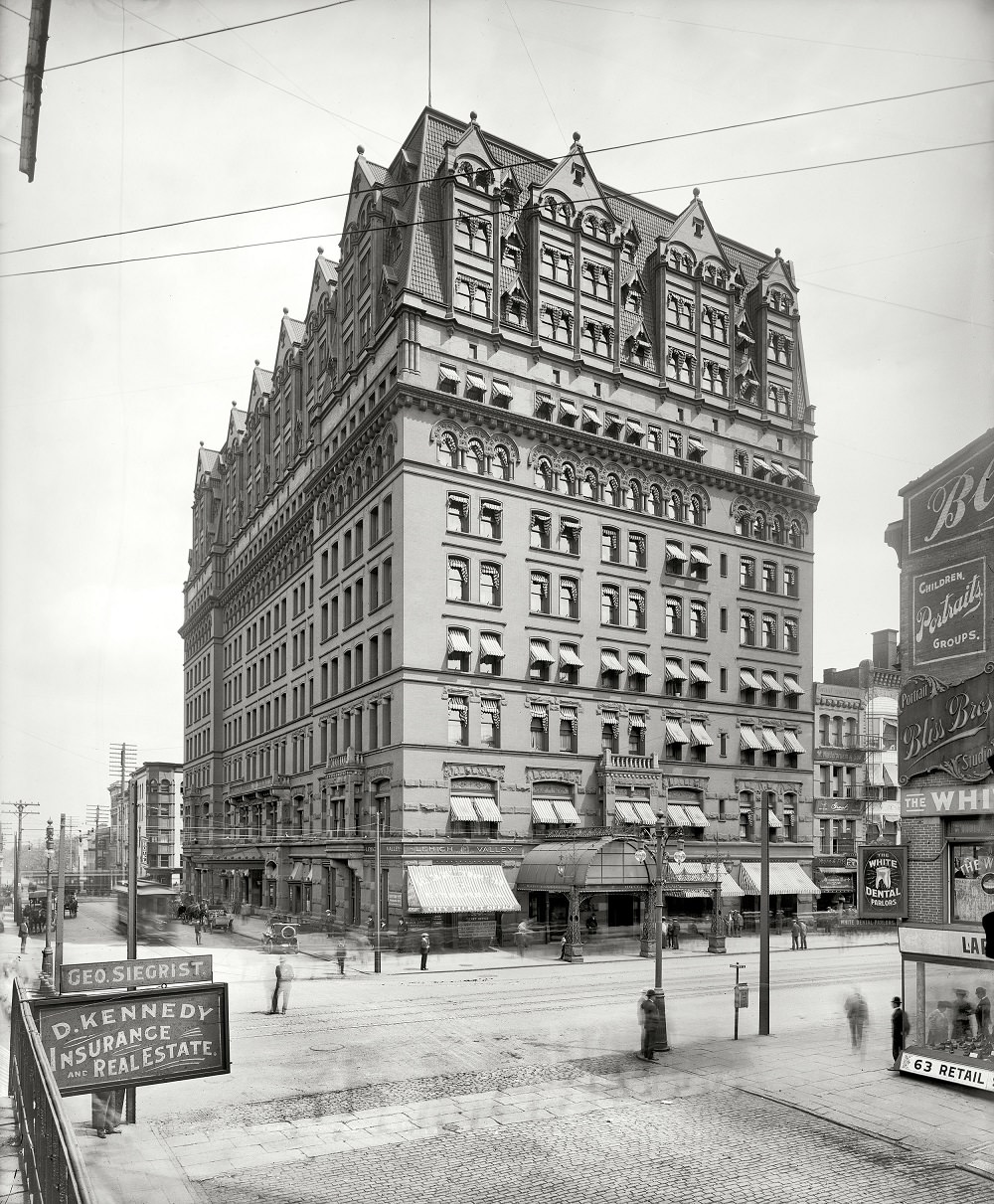 #20 Hotel Iroquois, Buffalo, New York, circa 1905
