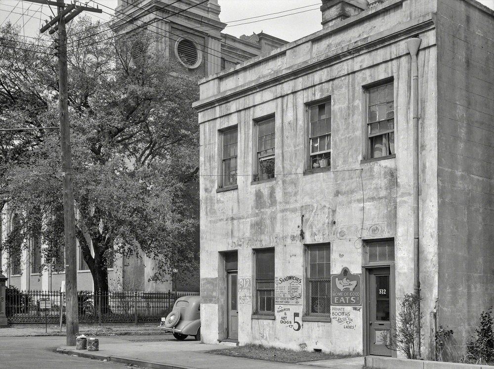 #31 A Restaurant in Mobile, Alabama, 1937