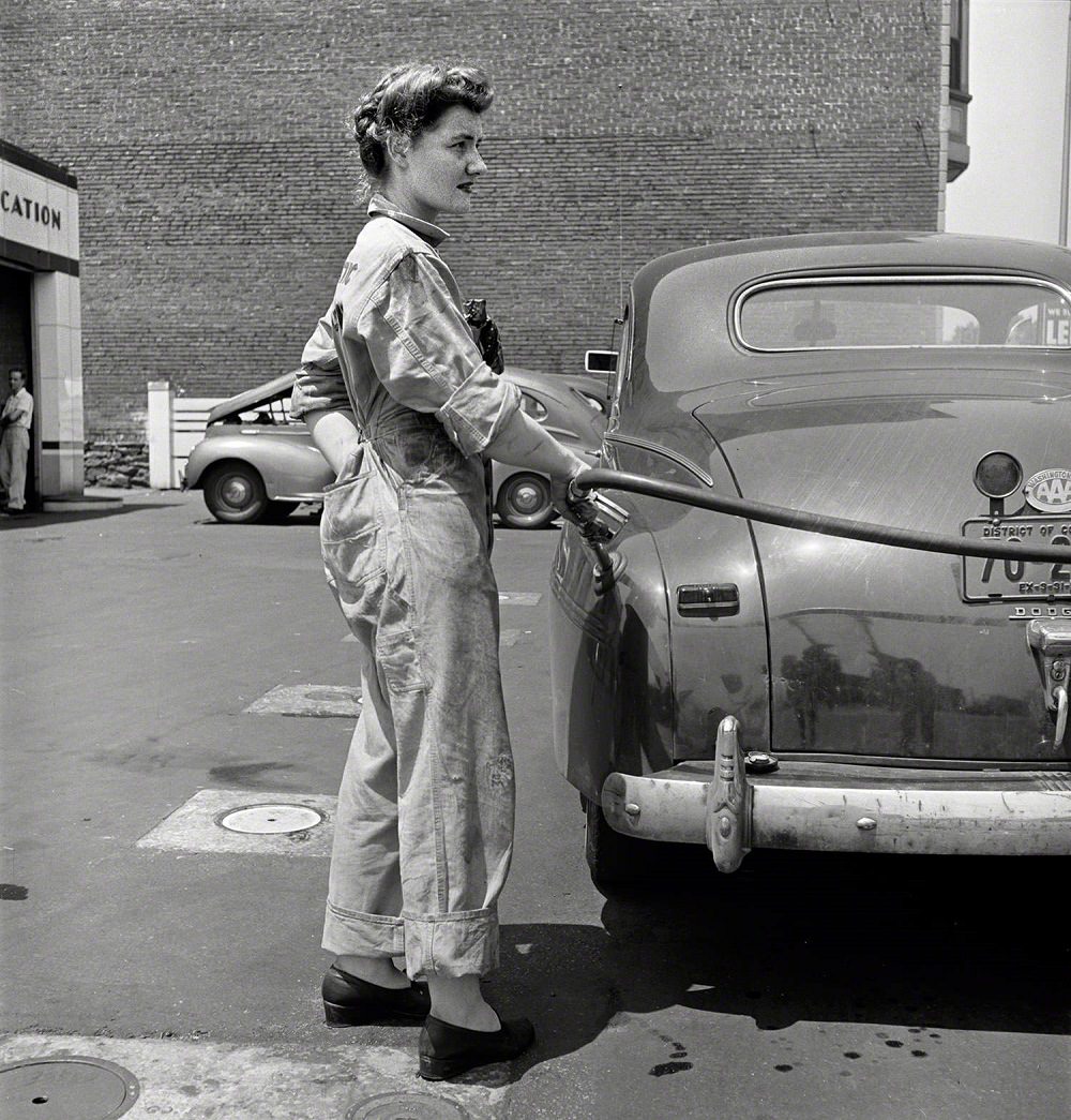 #5 Miss Frances Heisler, pump attendant at one of the Atlantic Refining Company garages in Philadelphia, Philadelphia, June 1943