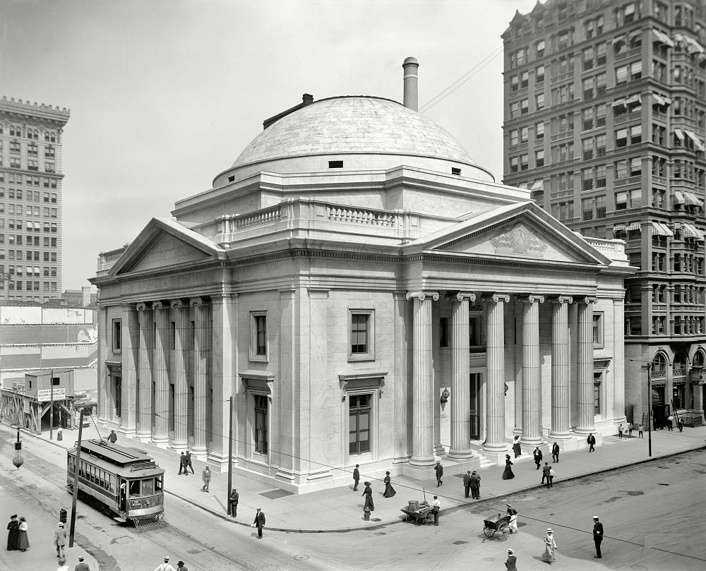 #61 Girard Trust Company, Philadelphia circa 1909