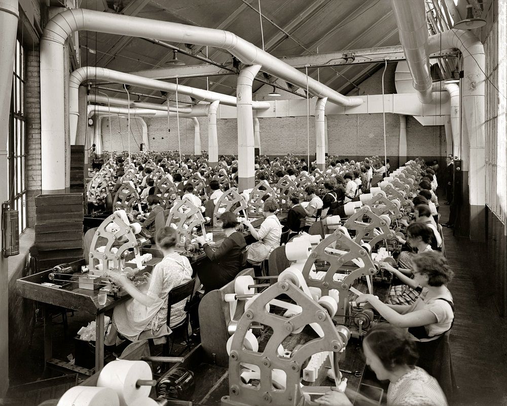 #94 Atwater Kent radio factory in Philadelphia, 1925
