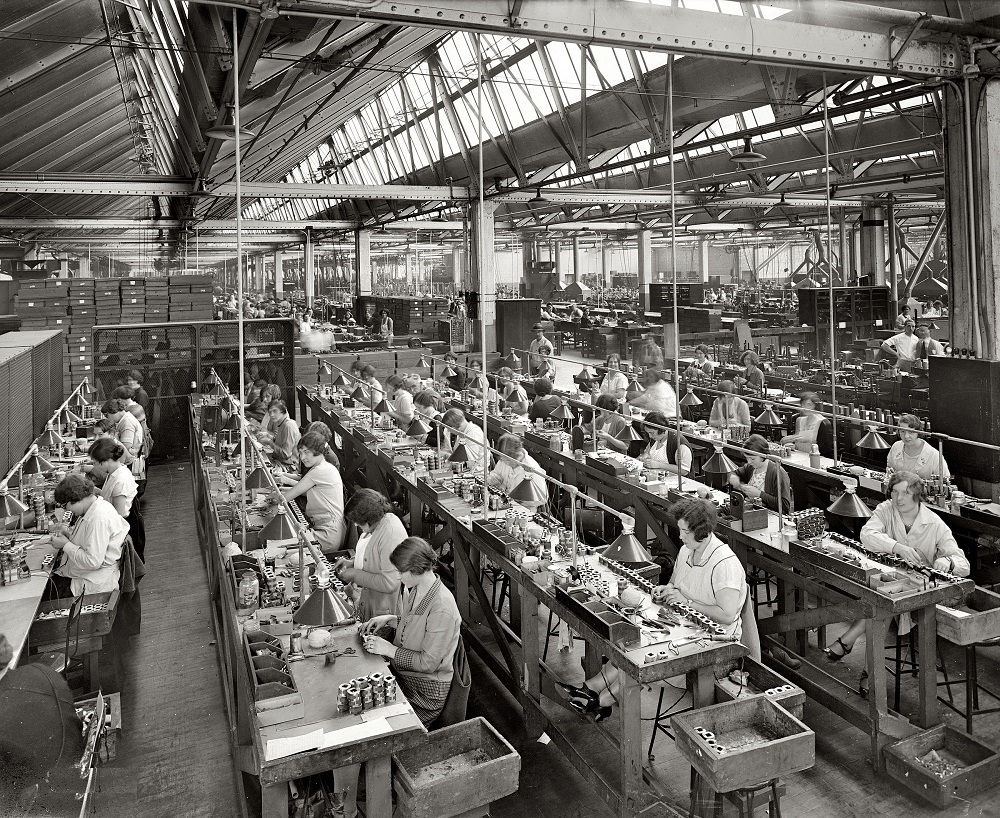 #105 The Atwater Kent radio factory in Philadelphia circa 1925.