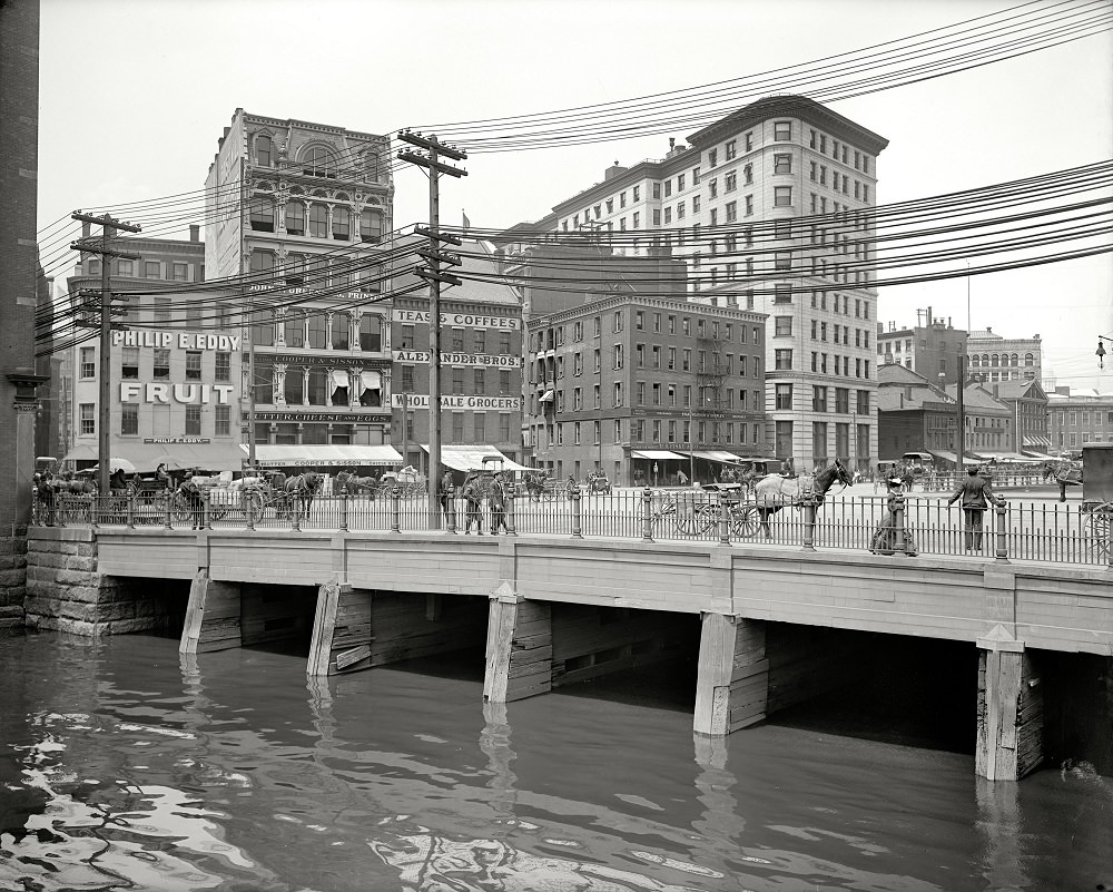 #15 Crawford Street bridge, Providence, Rhode Island, circa 1906