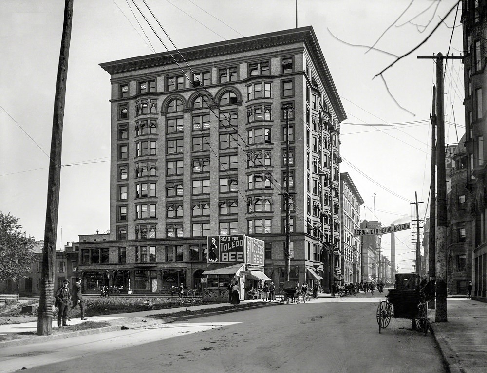 #11 Spitzer Building, Madison Avenue and Huron Street, Toledo, Ohio, circa 1900