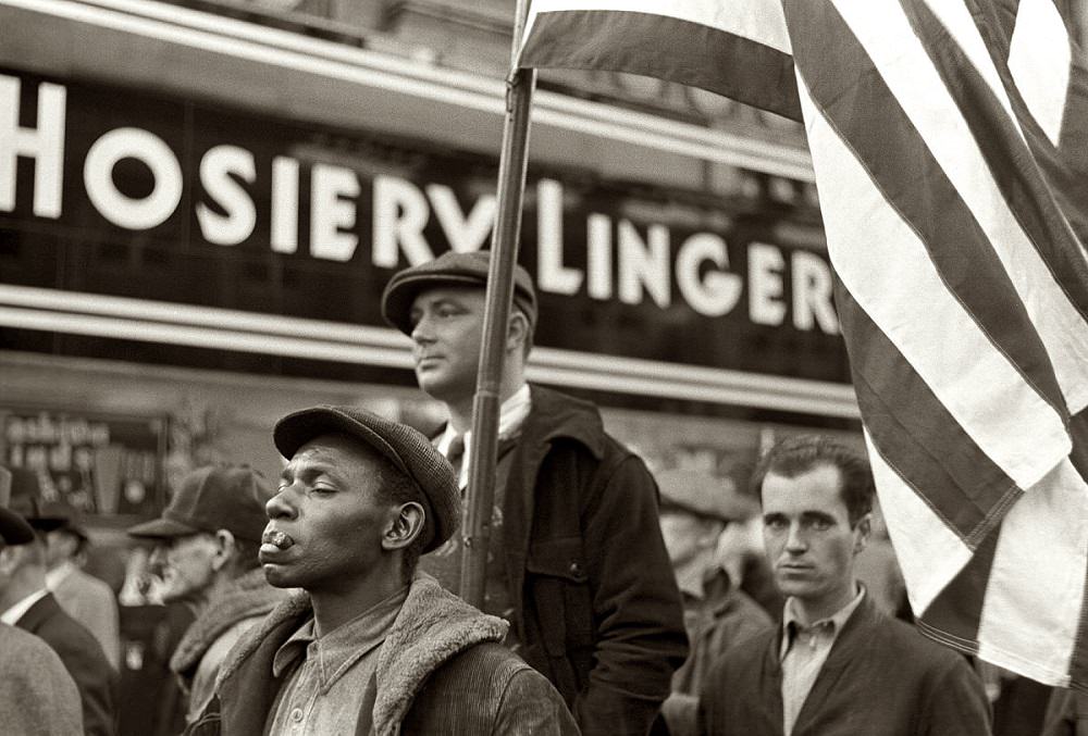 #23 Watching the Armistice Day parade, Omaha, November 1938