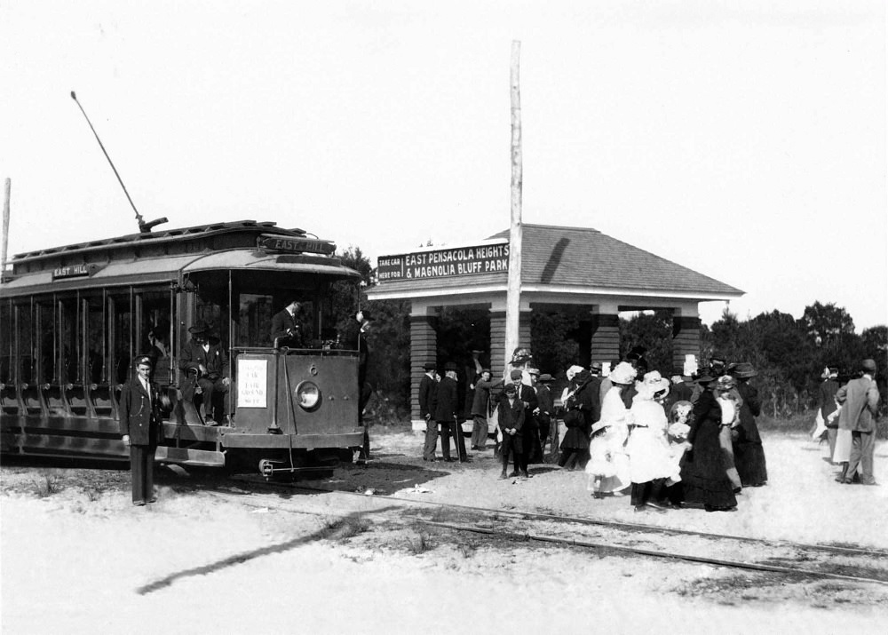 #15 An East Hill streetcar prepares to head across Bayou Texar to East Pensacola Heights, 1910s