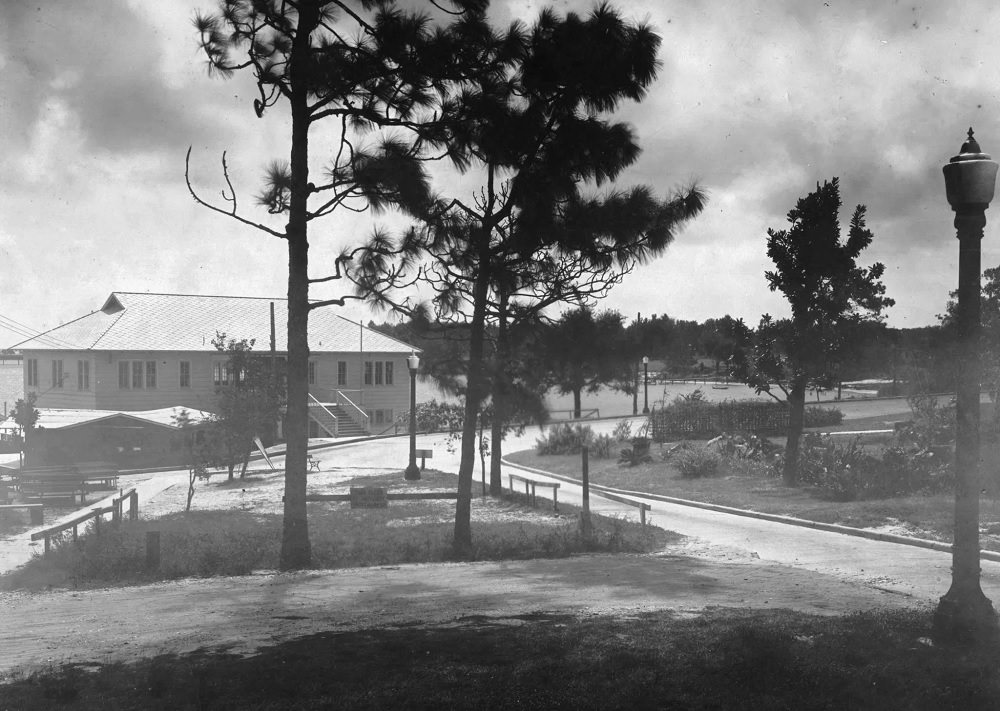 #38 Bayview Park, Pensacola, 1939
