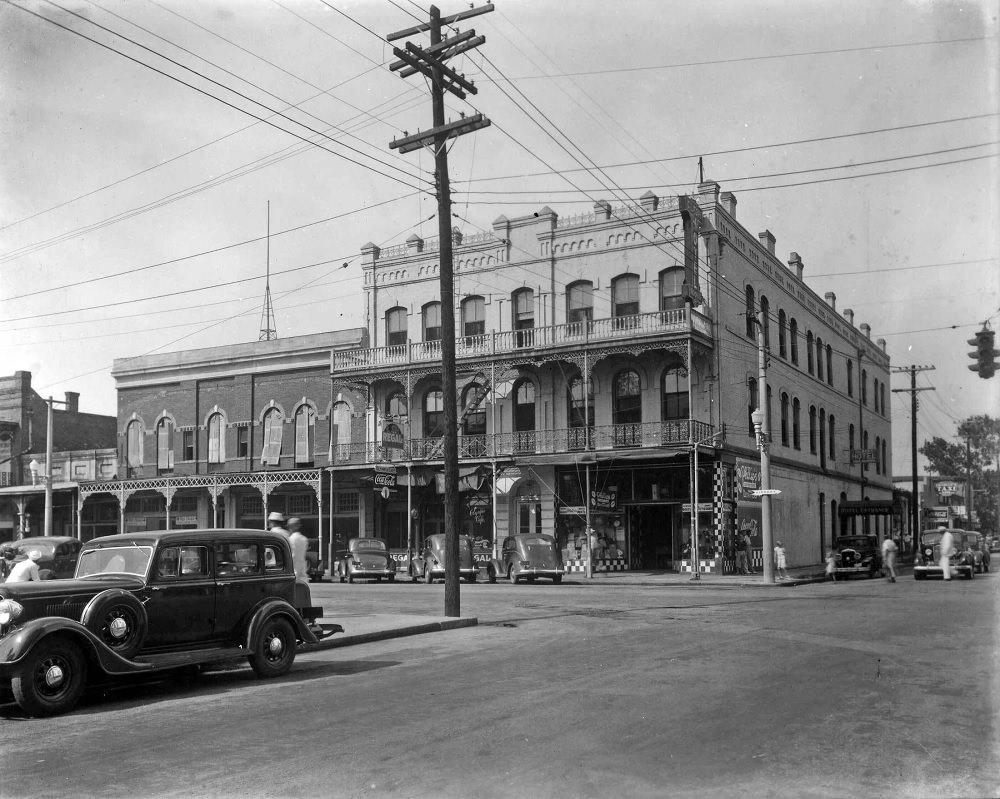 #45 The Gilbert Hotel, located at Palafox and Government streets, Pansacola, 1939