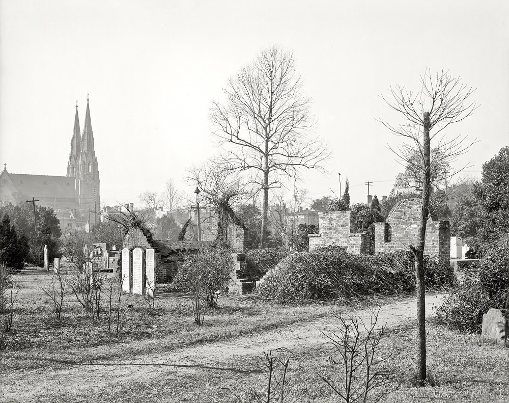 #39 Colonial Park Cemetery, Savannah, Georgia, 1904