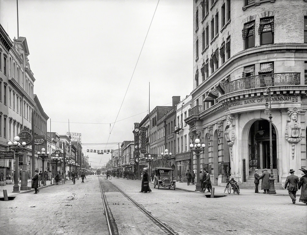 #5 Broughton Street from Bull, Savannah, 1907