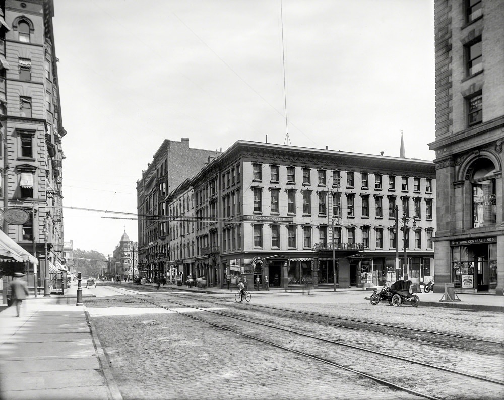 #19 Vanderbilt House, Syracuse, New York, 1907
