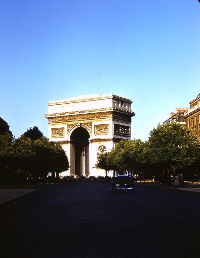 #7 Arc de Triomphe, from Ave. Foch, May 28, 1950