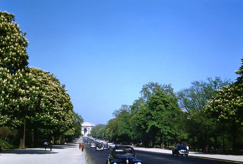 #8 Av de la Grande Armée – Bois de Boulogne, May 12, 1950