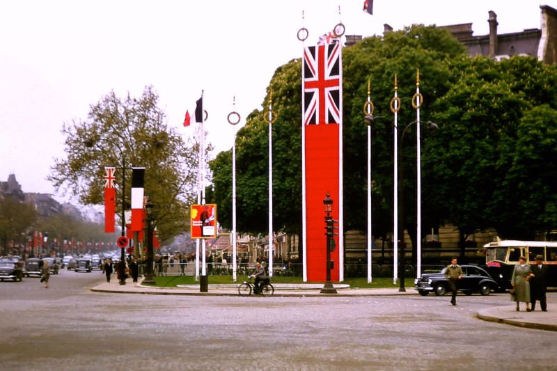 #56 Rond Point, Champs Elysées, decorated for Queen Elizabeth, April 6, 1957