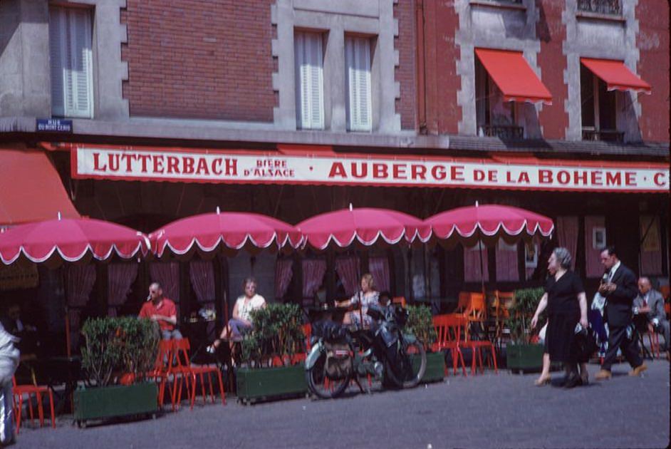 #31 Sidewalk Café, Montmartre, Paris, 1960