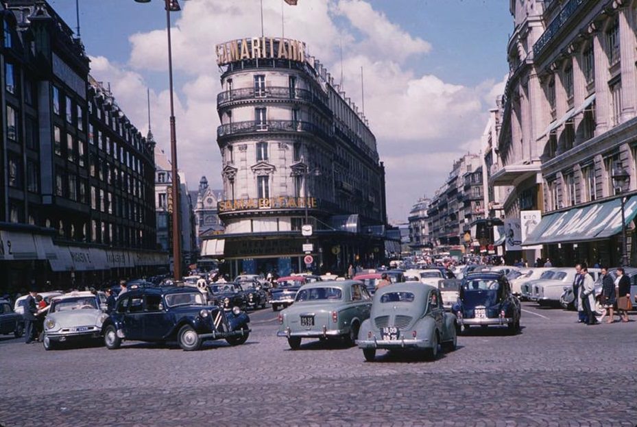 #32 View north from Pont Neuf, Paris, 1960