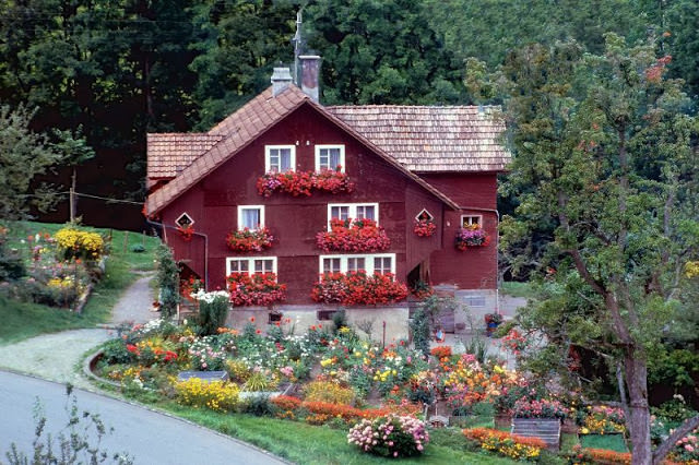 #36 Nice Swiss house, Switzerland, 1980s