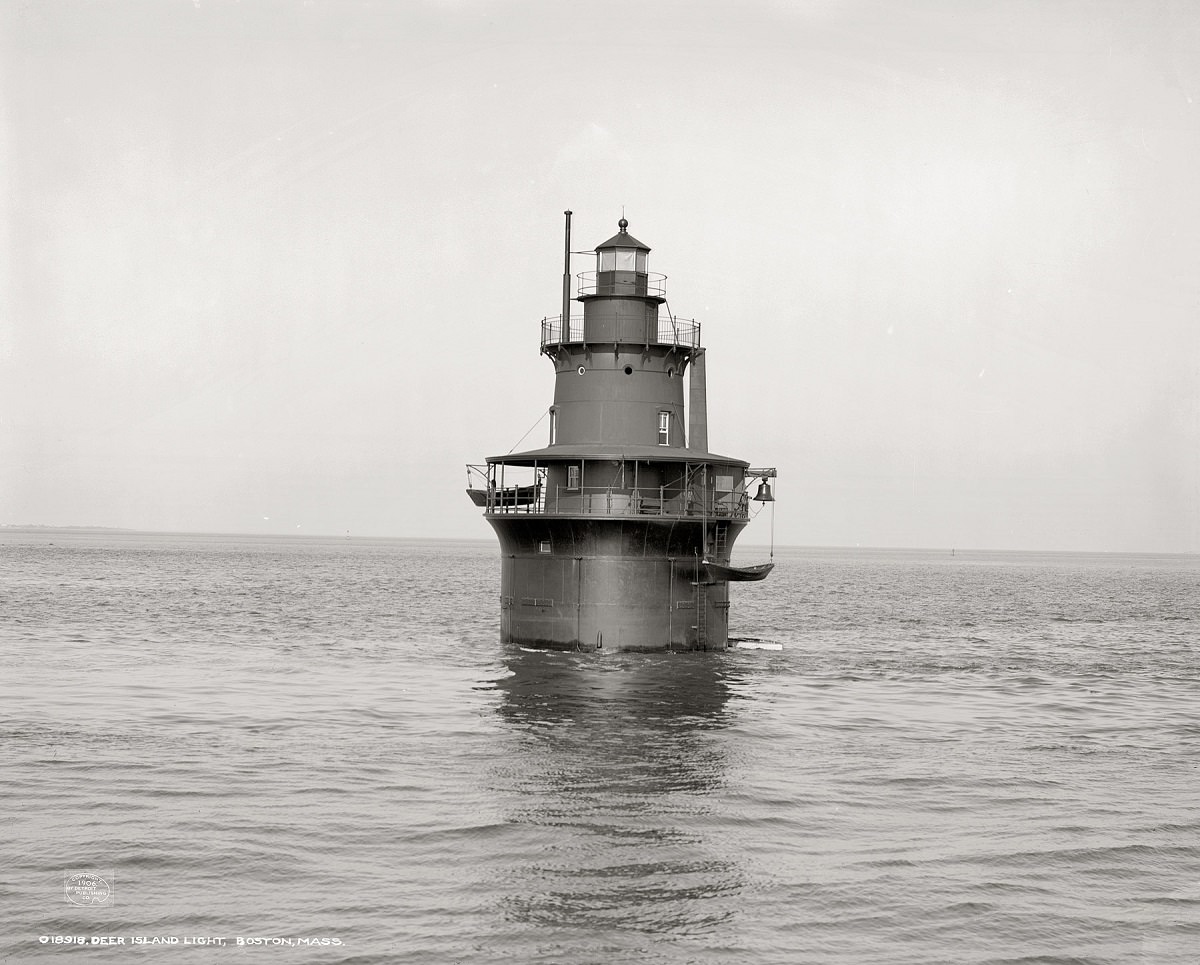 #31 Deer Island Light off Boston, 1906.