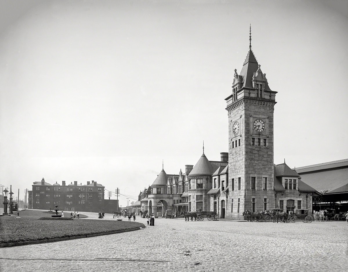 #86 Union Station, Portland, Maine, 1909.