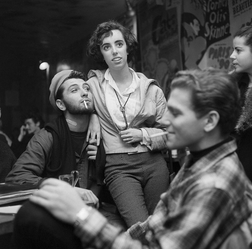 #41 Beatniks gather at a Greenwich Village coffeehouse in November 1959.