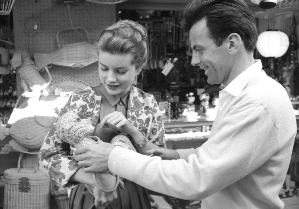 #13 Dolores Hart and Maximillian Schell at the Farmer’s Market, 1959