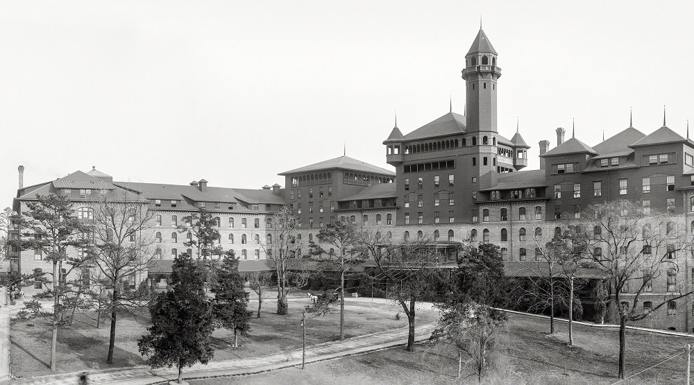 #1 The Eastman Hotel, Hot Springs, Arkansas, circa 1901. It was constructed in 1890 and demolished in 1946
