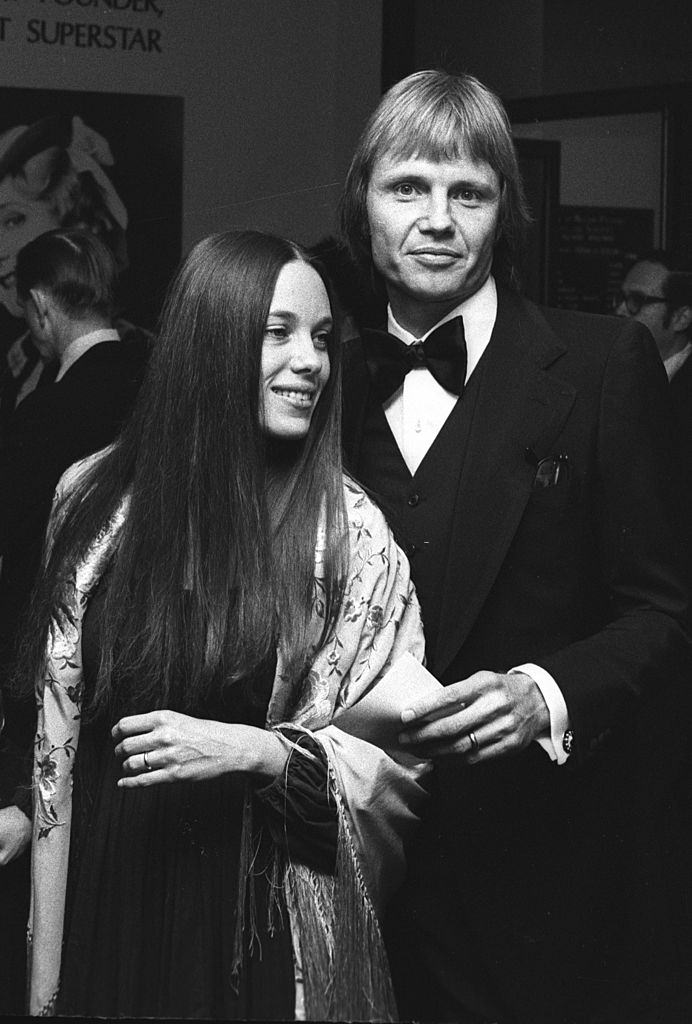 #5 Marcheline Bertrand and Jon Voight, 1976