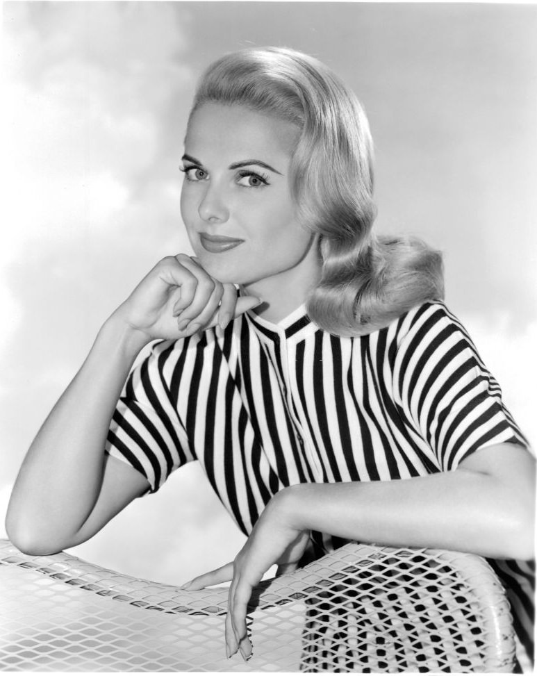 Martha Hyer in publicity portrait for the film ‘Wives And Lovers’, 1963