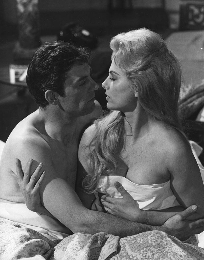 Martha Hyer with John Ronane in a scene from the film ‘They Also Kill’