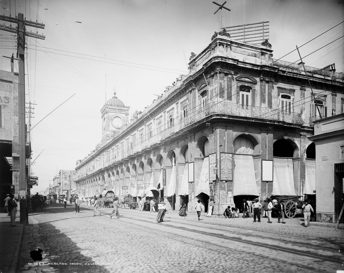 #30 The Mercado Tocon, Havana, 1904
