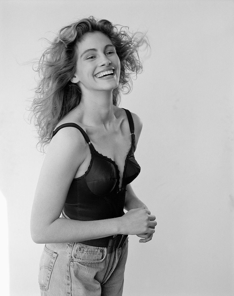 #16 Julia Roberts, Esquire, March 1989