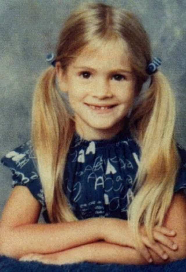 #3 Julia Roberts, when she was seven years old