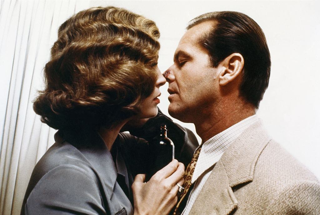 #16 Faye Dunaway with Jack Nicholson on the set of Chinatown