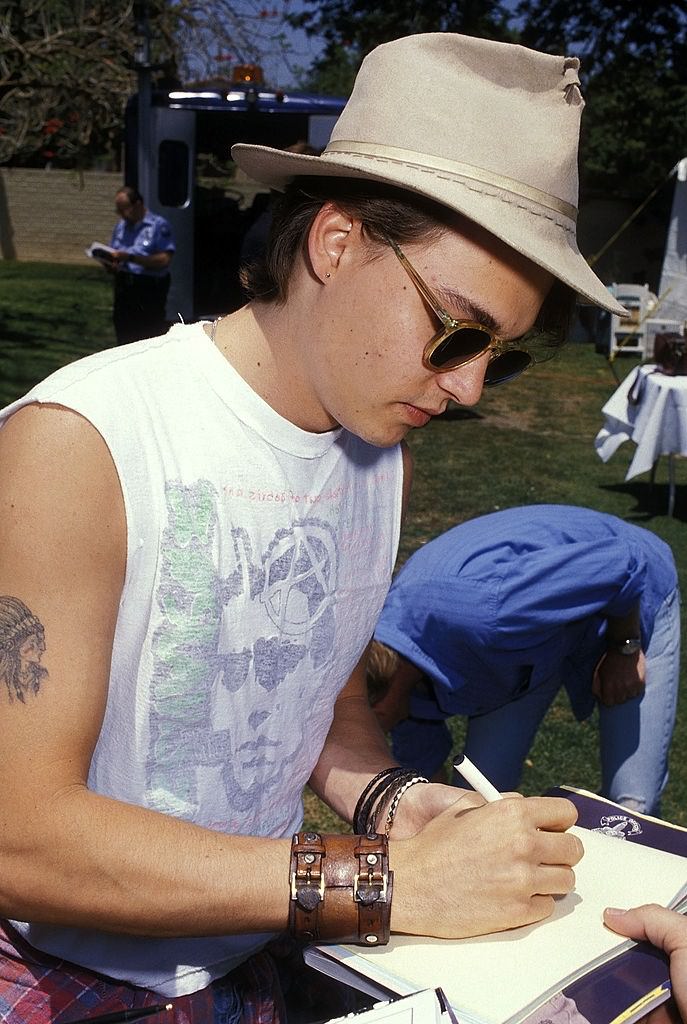 #29 Johnny Depp giving autographs, 1988