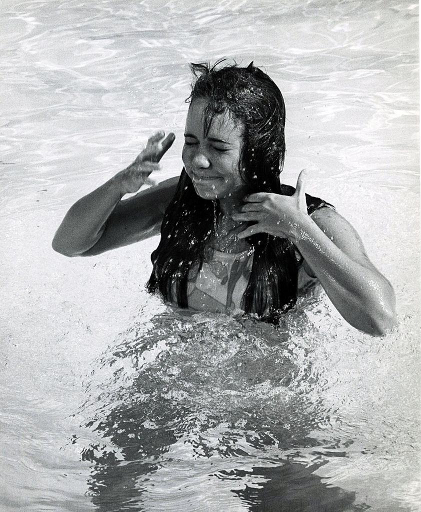 #40 Sally Field in a pool, 1968